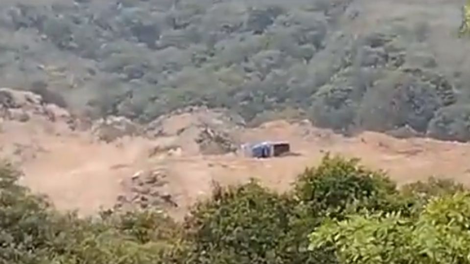 Al menos tres personas están sepultadas.