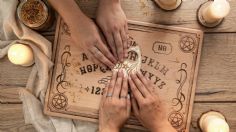 La Ouija se vendía como un juguete para niños: esto es lo que hay detrás del famoso tablero