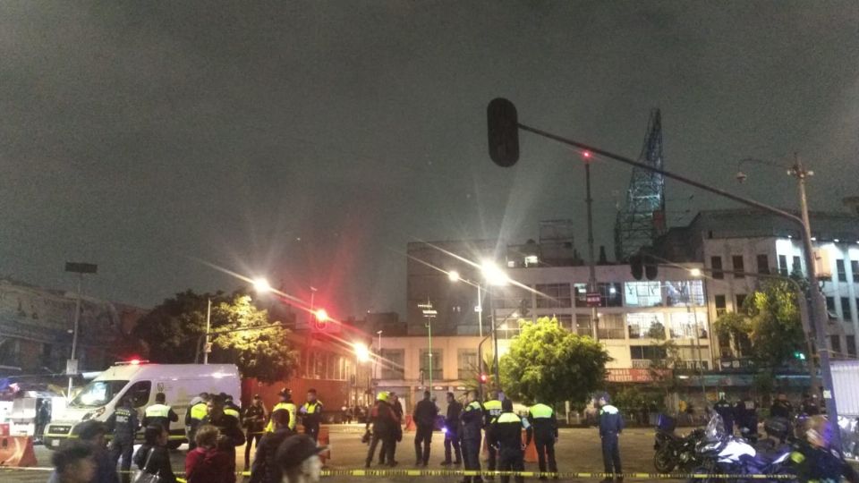 Una intensa movilización policiaca se reportó en la zona.