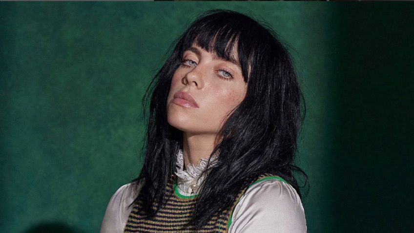 La minifalda estilo colegiala con la que Billie Eilish demuestra que el estilo "aesthetic" es el favorito de 2023