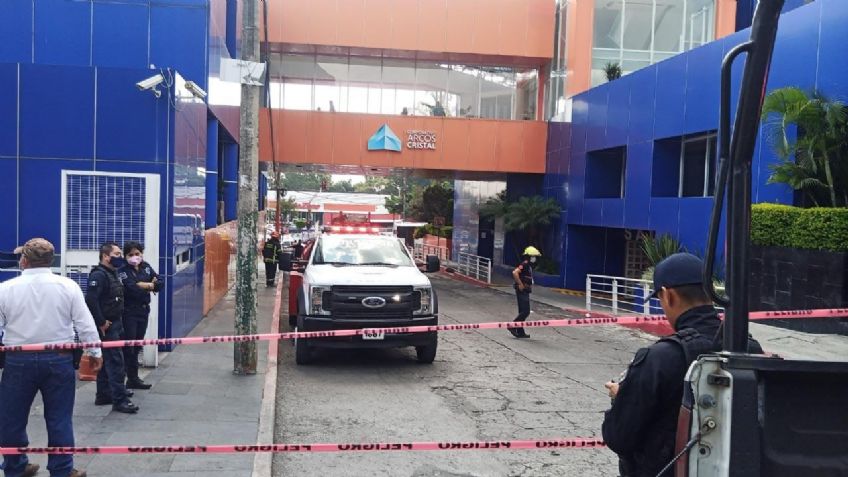 Reportan amenaza de bomba en plaza comercial de Cuernavaca