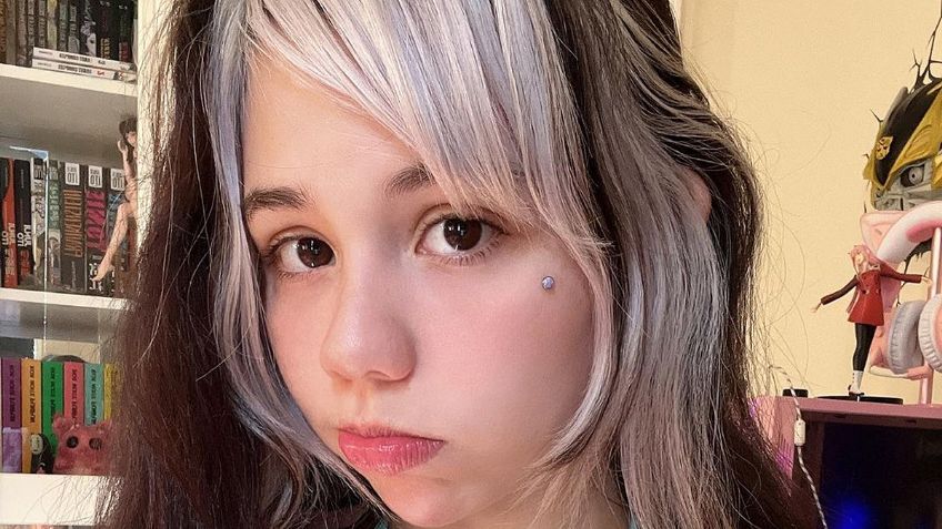 Influencer pierde su vuelo por intentar abordar con un cosplay "demasiado revelador"