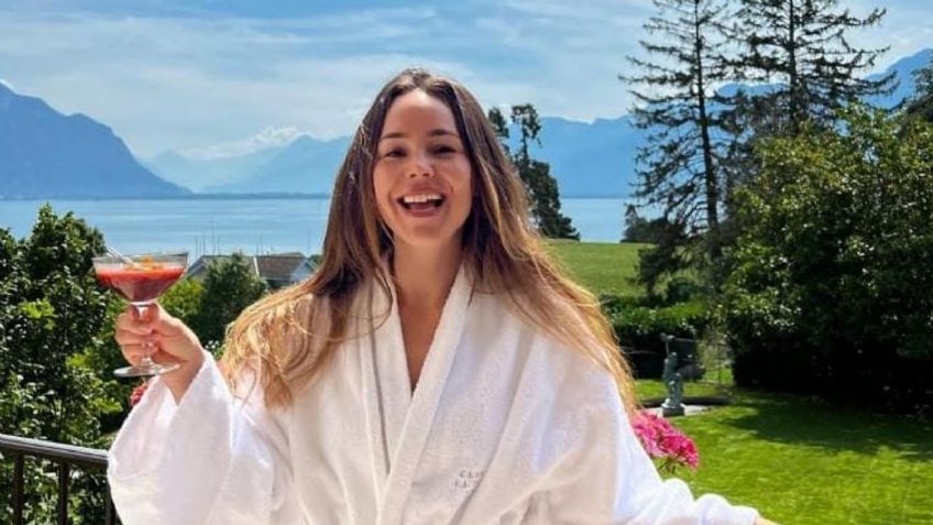 Desde la alberca, Camila Sodi causa sensación en la red al posar en un bikini de animal print