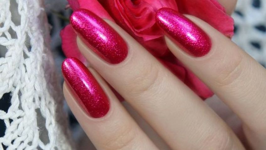 Uñas magenta rápidas y elegantes: 5 formas para convertirte en la reina del nail art