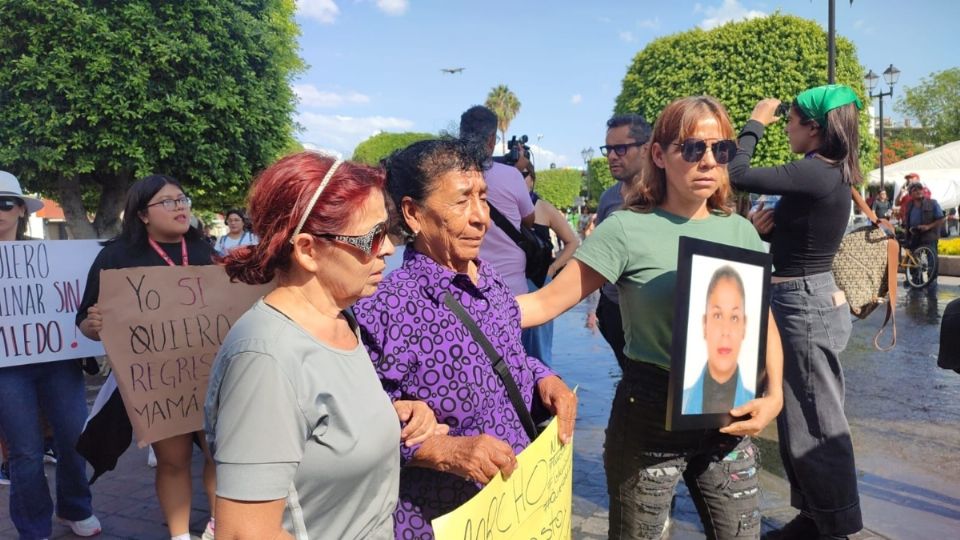 La movilización partió desde el Arco de la Calzada hasta la Presidencia Municipal