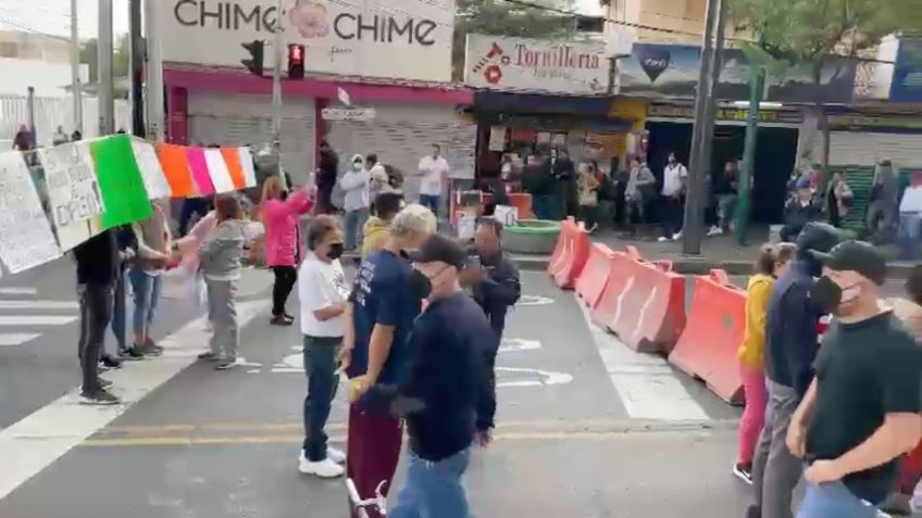 Bloqueo en Av. Tláhuac: comerciantes liberan el tránsito en la zona oriente de la CDMX