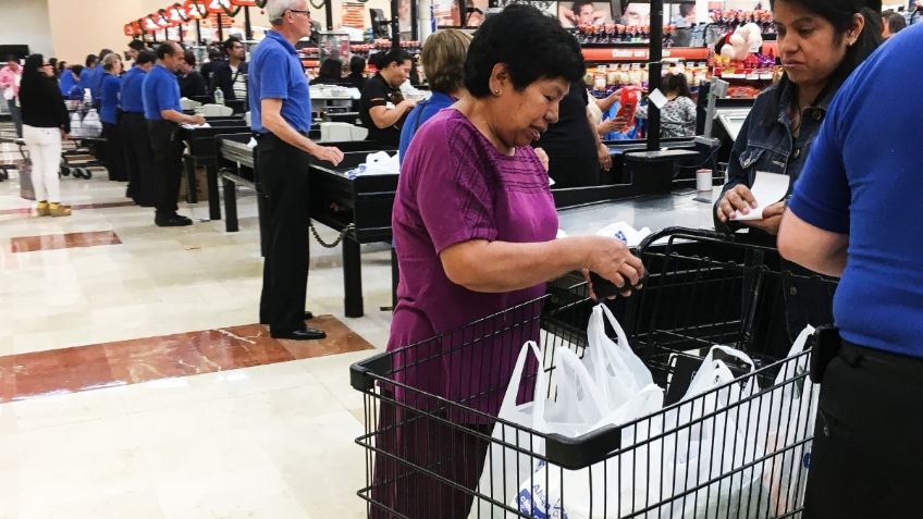 Mujeres con niños y adultos solitarios: estos son los víctimas que cazan los "montachoques" en supermercados