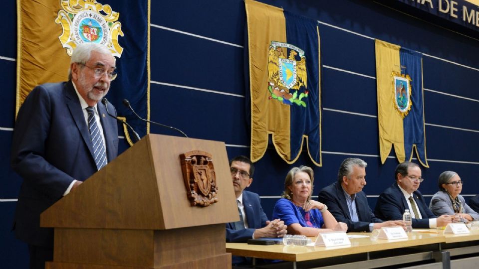 El rector es una figura histórica en la educación del país.