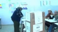 “¡Desapareció!”: mujer fantasma aterroriza jornada electoral en Argentina