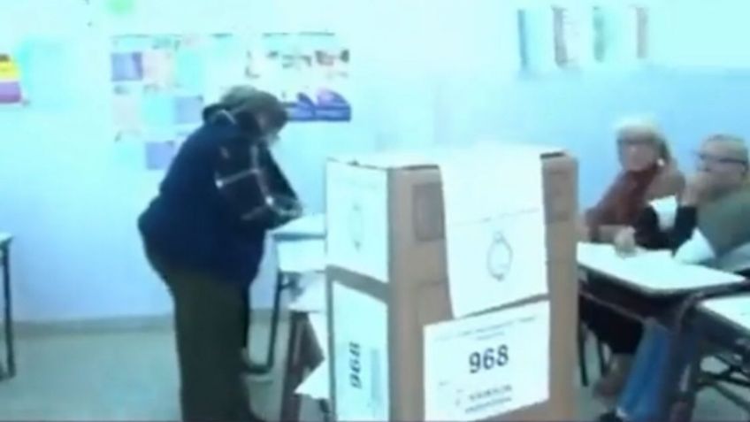 “¡Desapareció!”: mujer fantasma aterroriza jornada electoral en Argentina