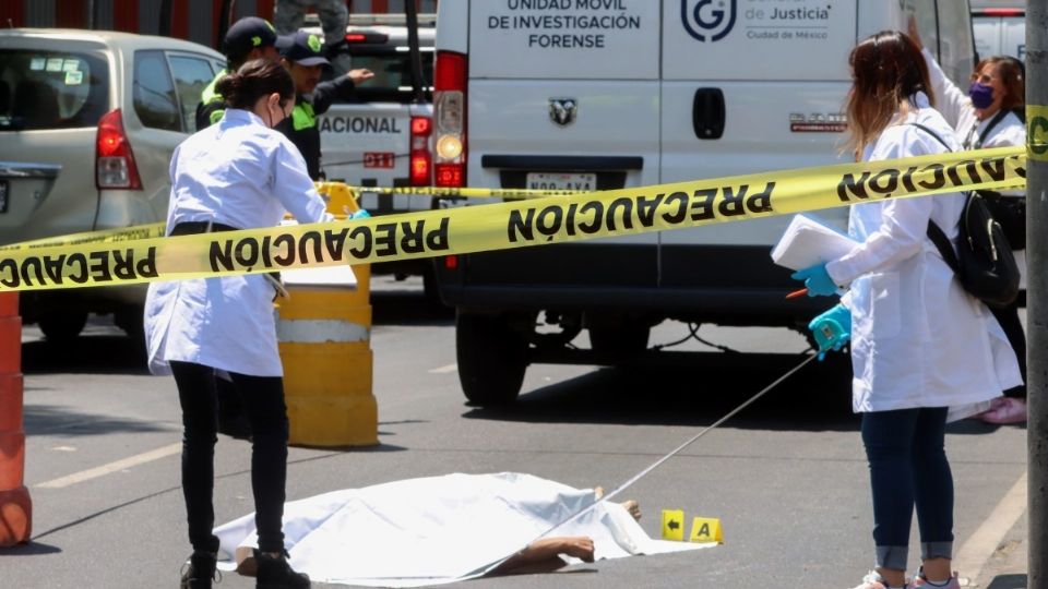 El hombre presentaba lesiones visibles en algunas partes de su cuerpo.