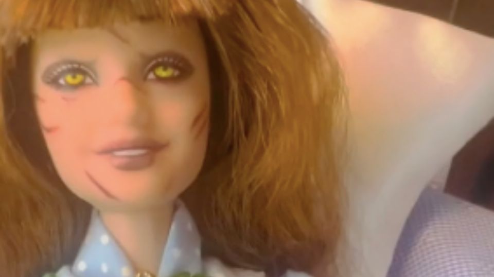 La icónica Barbie versión 'Exorcista'.