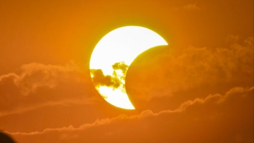 Eclipse solar en México 2023: 3 métodos caseros para ver el "anillo de fuego" de forma segura