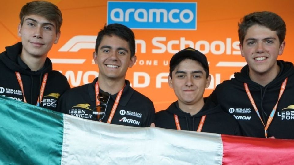 La Escudería Panteras Racing está integrada por jóvenes de 17 a 19 años.