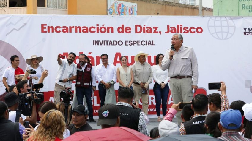 Adán Augusto López pide a apoyar la distribución del libro de texto gratuito en Jalisco y Aguascalientes