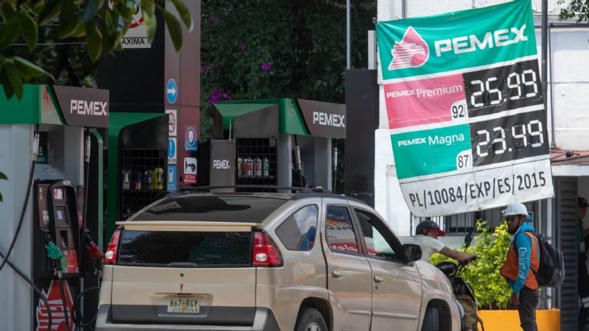 Hacienda incrementa estímulos para las gasolinas y lo baja para el diésel: ¿cuánto costará el litro de combustible?