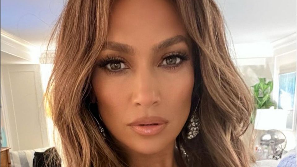 JLo es el mejor referente de moda y estilo para mujeres jóvenes o de más de 50 años.