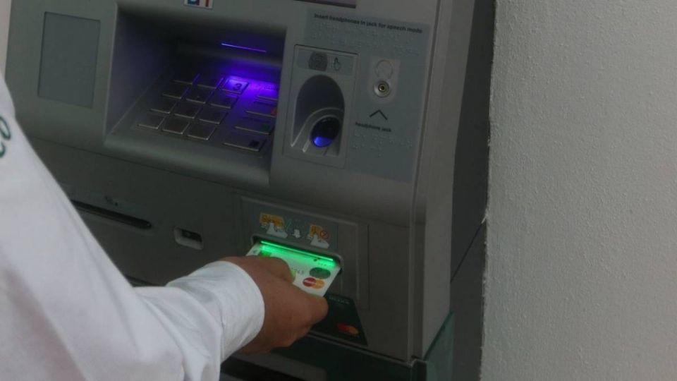 Tienes hasta cinco días para reclamar si recibiste un billete falso en el cajero automático o en ventanillas.