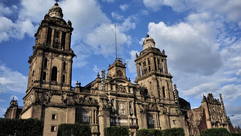 Agrietamiento súbito en la Catedral Metropolitana