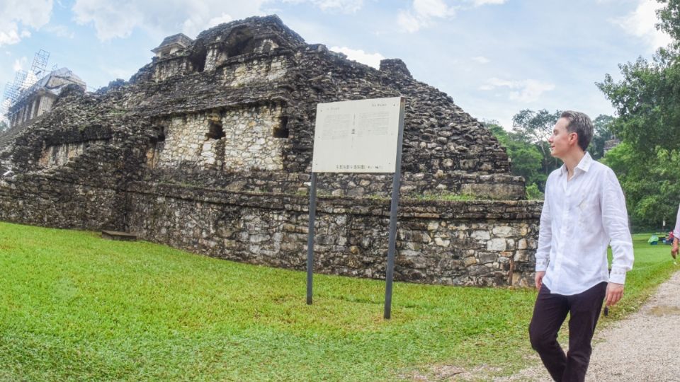 Recordó que durante su gobierno en Chiapas se creó la campaña “Chiapasiónate”