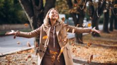 3 outfits calientitos y ligeros ideales para otoño que te harán lucir muy chic