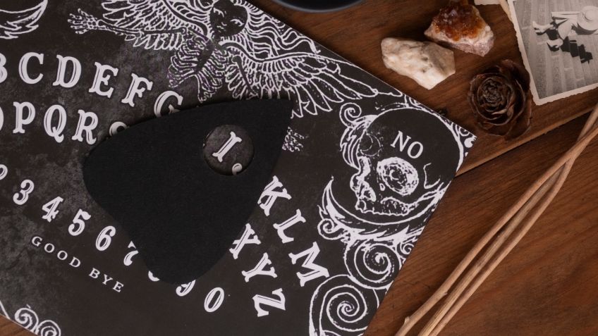 Ouija cristiana, el nuevo juego que podría ser una trampa de lo sobrenatural y que puedes comprar en Amazon