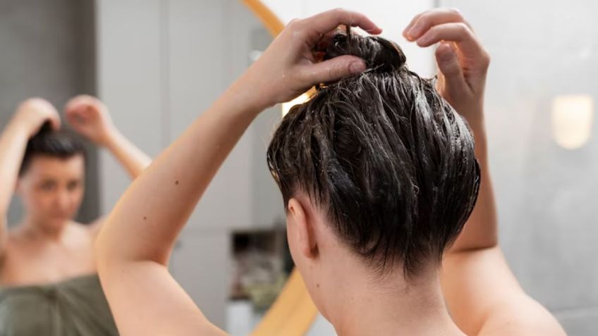 Contén la respiración antes de conocer por qué cada vez más gente coloca bicarbonato de sodio en el shampoo