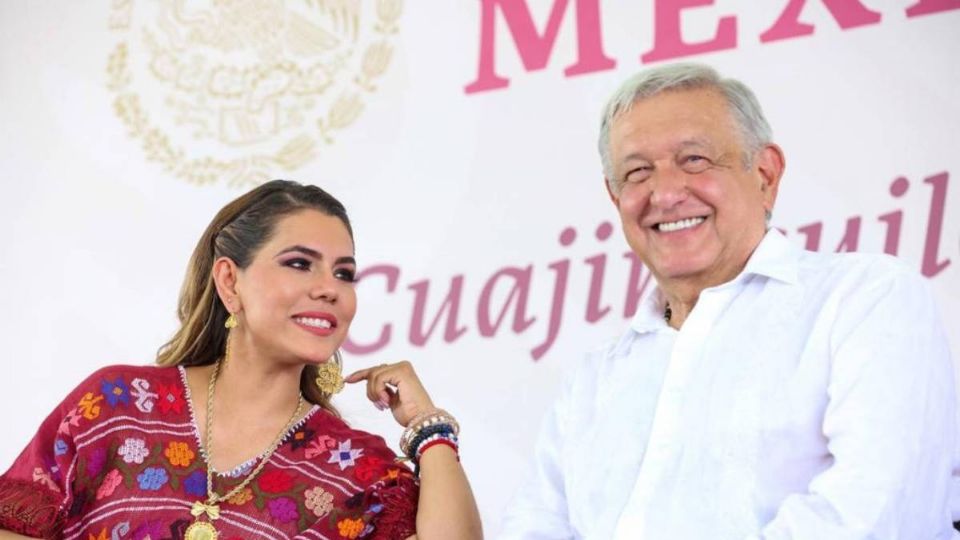 El presidente López Obrador acompañó a la gobernadora Evelyn Salgado