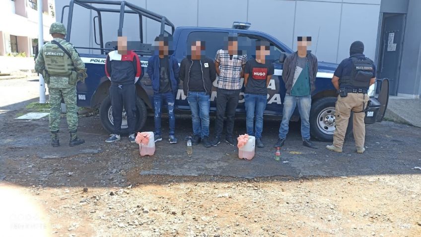 Grupos delictivos queman vehículos y tiendas de conveniencia en Michoacán, hay 6 detenidos