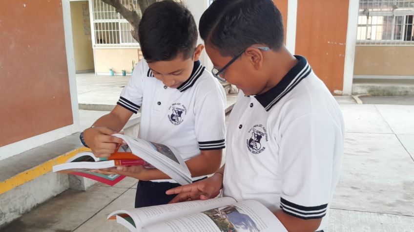 Regreso a clases 2023: distribuyen libros de texto gratuitos en escuelas de Oaxaca