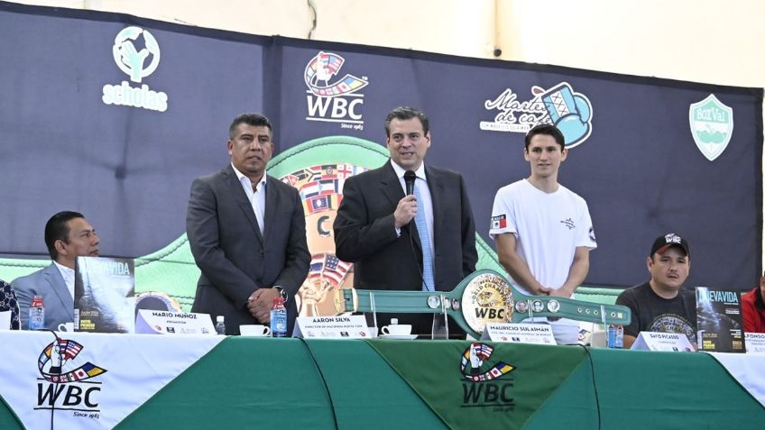 CMB prepara cinturón especial para la pelea de Canelo Álvarez contra Jermell Charlo