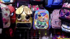 Conoce la bodega secreta del Centro donde puedes comprar mochilas baratas para el regreso a clases