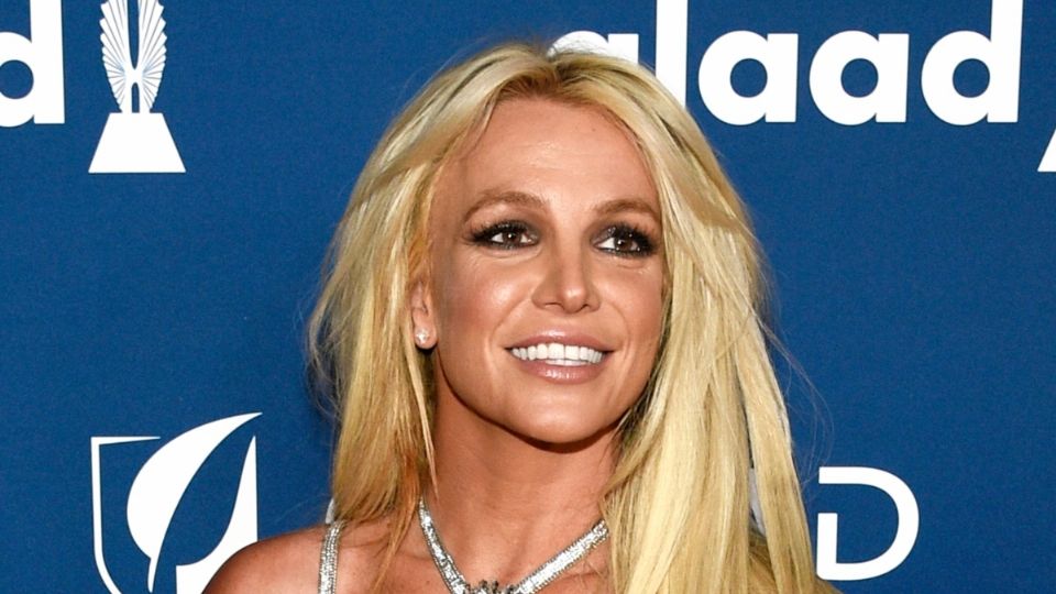 Exesposo de Britney Spears es llevado a prisión por el delito de acoso