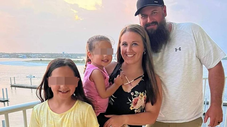 Ashley Summers vacacionaba con su esposo y sus dos hijas