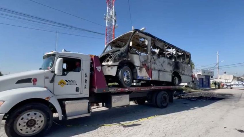 Extorsionadores queman un autobús en Tizayuca, los choferes hacen un paro de labores por 24 horas