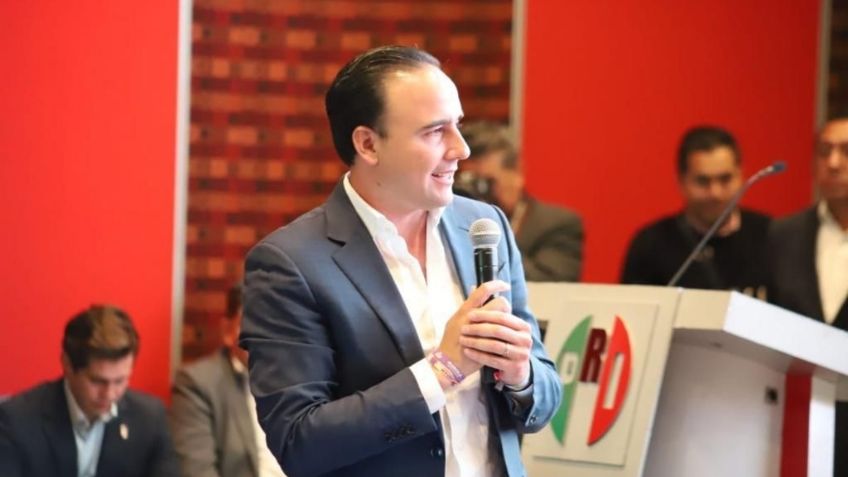 Manolo Jiménez presenta modelo Coahuila a legisladores priistas