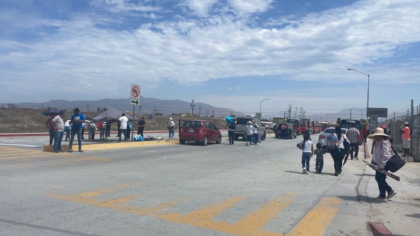 Bloqueo en la zona aduanal de Tijuana: manifestantes piden actuar contra los fraudes y la violencia