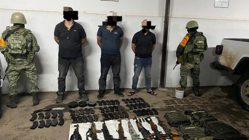 FOTOS: la Sedena da un golpe al crimen organizado en Sinaloa, detiene a tres con un poderoso arsenal