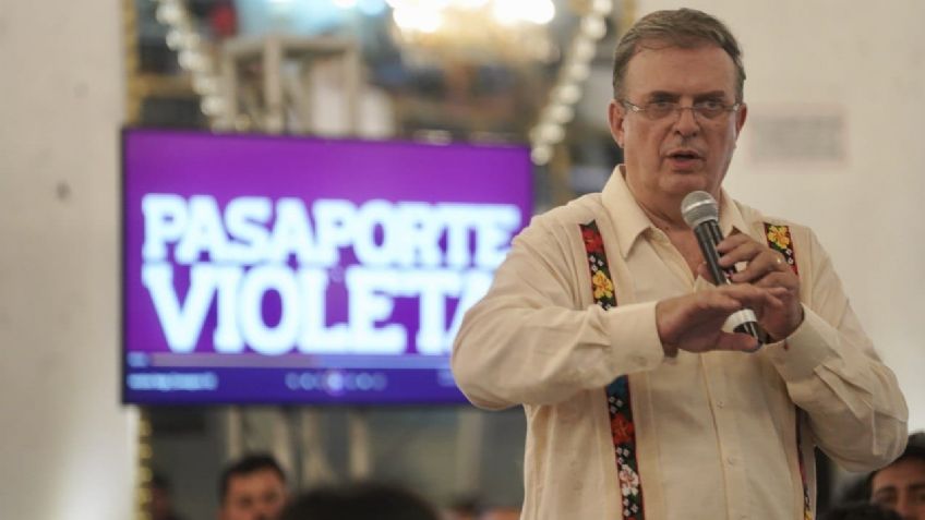 Marcelo Ebrard visita Tabasco y pide defender los libros de texto gratuitos