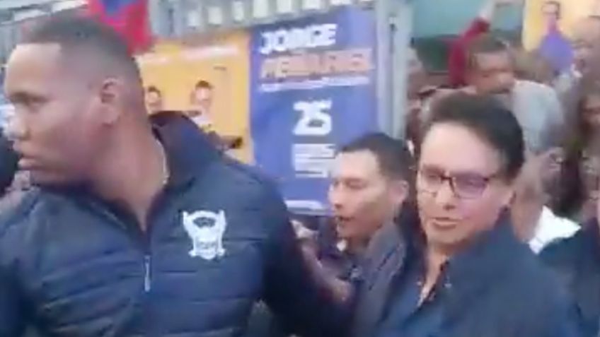 IMÁGENES FUERTES: captan momento exacto del asesinato del candidato a la presidencia de Ecuador