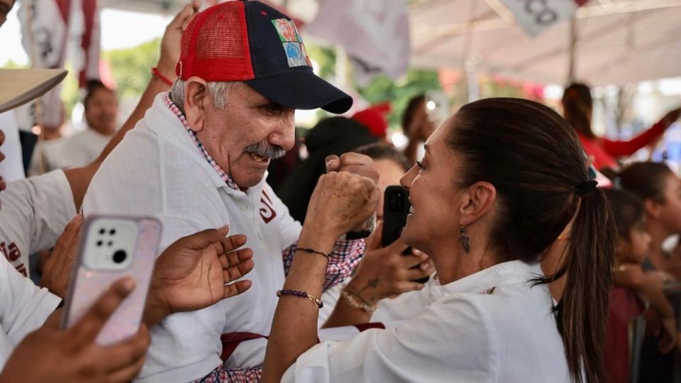 Claudia Sheinbaum se mantiene cercana a la gente.