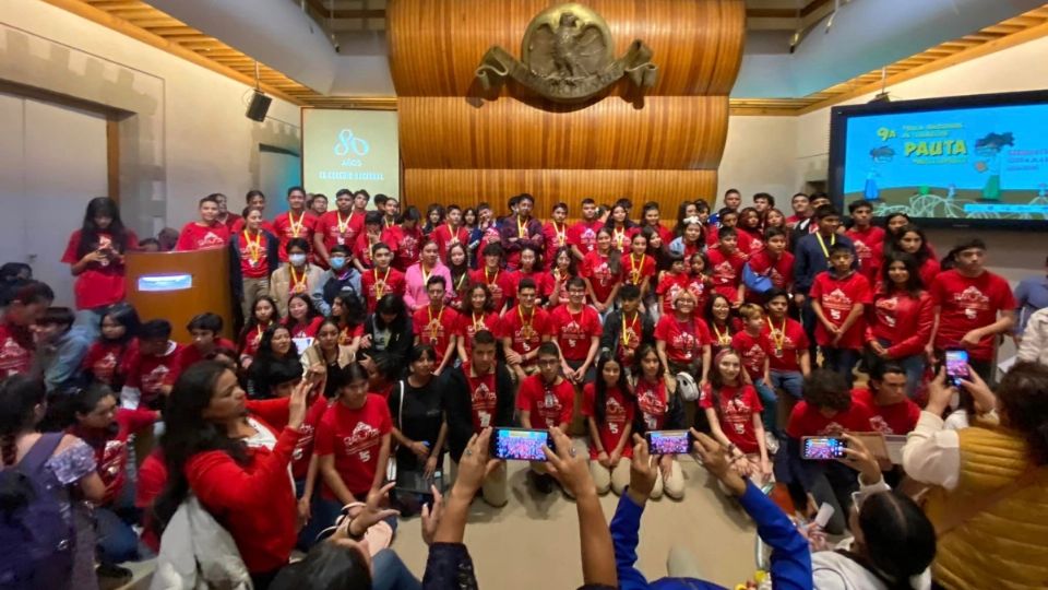 Los estudiantes presentaron sus proyectos en la Ciudad de México.