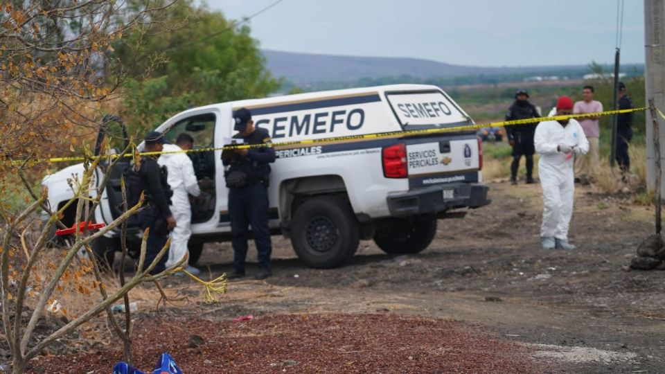 Fuentes extraoficiales aseguran que el Cártel Jalisco Nueva Generación (CJNG) son los presuntos responsables de los asesinatos.