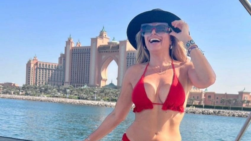 Martha Julia revienta la tendencia del verano con el bikini rojo de 2 piezas | FOTOS