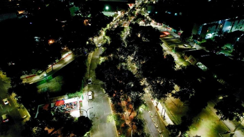 En el Sendero Seguro de Avenida Coyuya se han colocado ocho tótems de Seguridad.