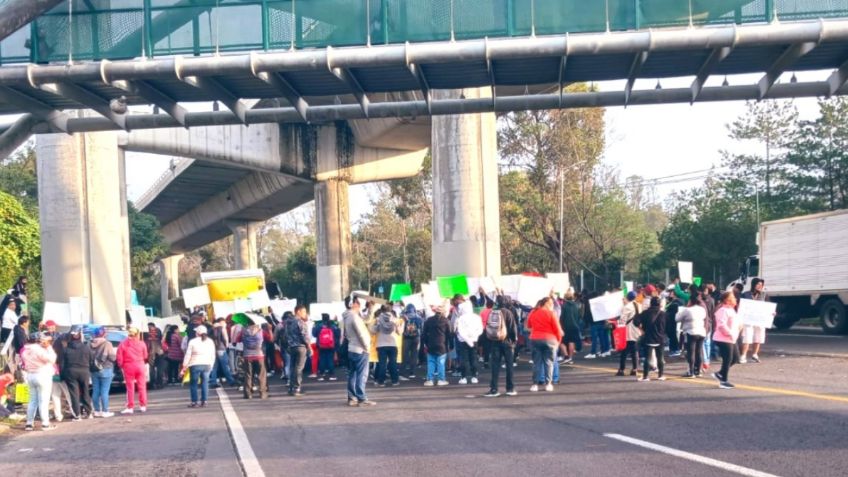 Tras casi tres horas, retiran bloqueo de pobladores en la autopista México-Cuernavaca