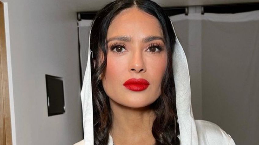 Salma Hayek presume su talento para cantar al ritmo de "Paloma negra" de Chavela Vargas | VIDEO