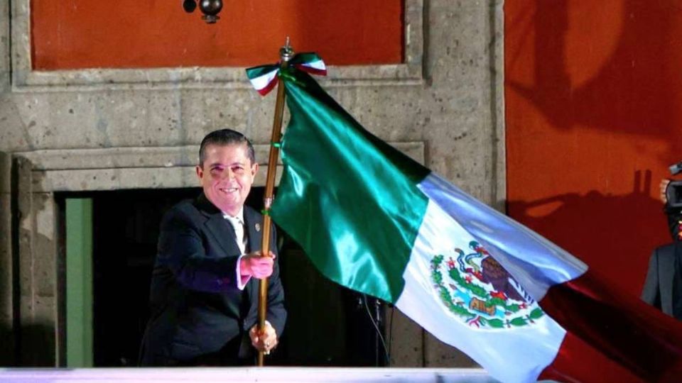 Giovani Gutiérrez conmemoró el 213 aniversario del Grito de Dolores
