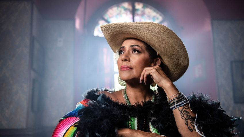 Lila Downs cura su alma con música