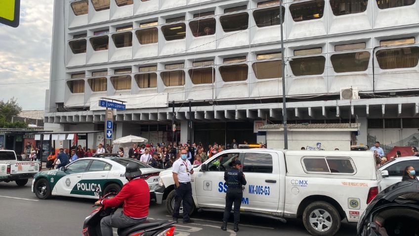 Una mujer se arroja a las vías en el Metro San Cosme